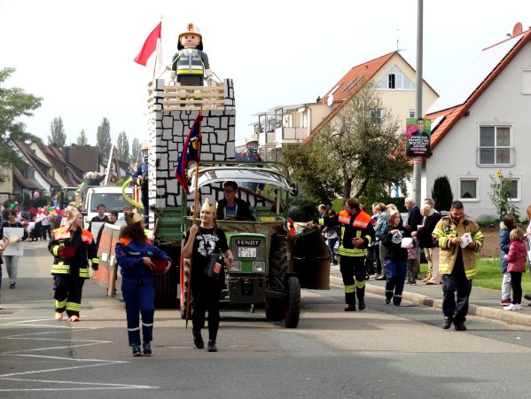 Kärwawagen der JF beim Kärwaumzug 2017