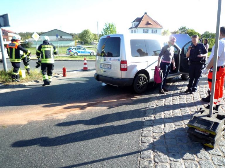Einsatz 14 – 2020 / Verkehrsunfall mit auslaufenden Betriebsstoffen