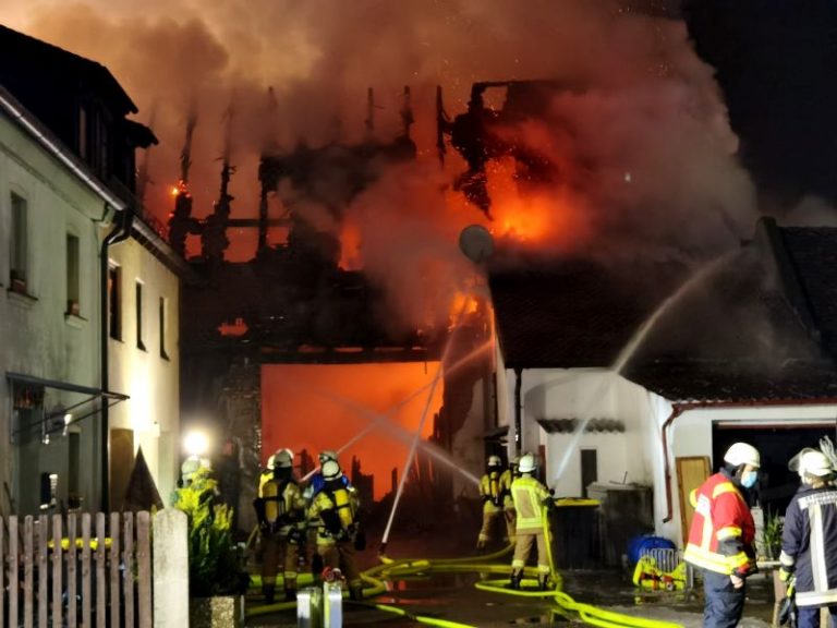 Einsatz 33 – 2020 / Brand -> Scheunenbrand Siegelsdorf